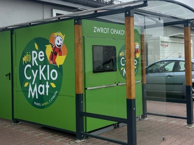 Biedronka olała system kaucyjny. Teraz tłumaczy dlaczego