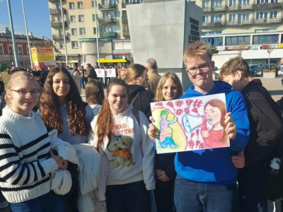 Obserwacja i reakcja. O zabójczym hejcie szkolnym rozmawiano we włocławskim liceum