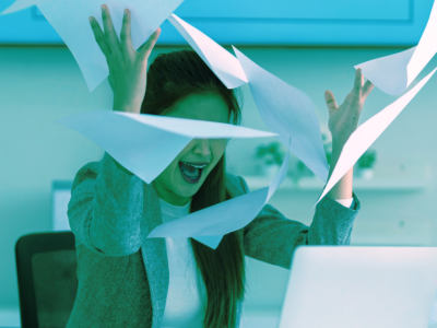 Wyobraź sobie, że Tinder i LinkedIn mają dziecko. Ta apka sama znajdzie ci pracę