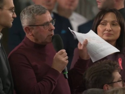 Rolnik do Tuska: Jeżeli za żywiec wieprzowy dostajemy mniej niż płaci się za kilogram kości w sklepie, to jak mamy funkcjonować?