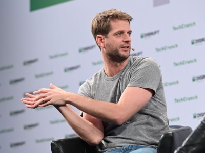 Polski miliarder zastąpił pracowników nową technologią. Zwolnił połowę załogi. 