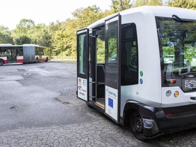 Autonomiczny bus kursujący po Cmentarzu Centralnym? Jest taki pomysł