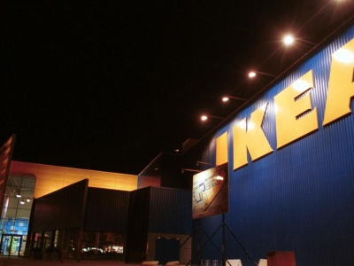 IKEA tnie ceny mimo spadku sprzedaży. Firma liczy na długoterminowy wzrost i lojalność klientów