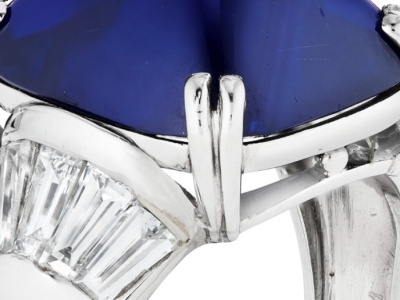 Klejnot z Himalajów. Rzadki szafir może osiągnąć zawrotną cenę na aukcji