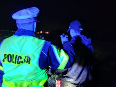 Jechał rowerem po autostradzie. Winę 