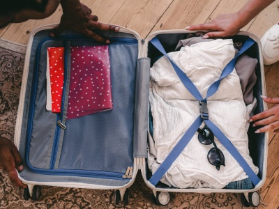Jaką walizkę podróżną wybrać, aby zmieścić wszystko i nie przepłacić