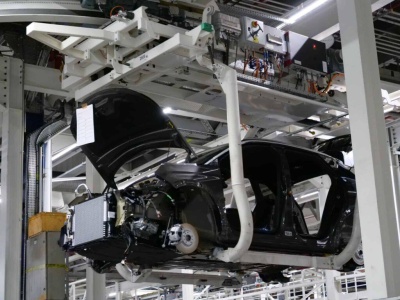 Fabryki samochodów mogą stanąć. Powodem jest brak chipów Nexperia