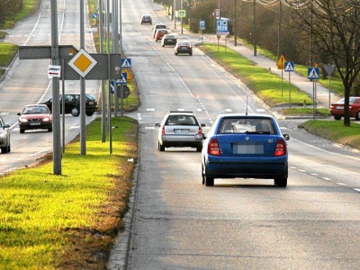 Mała dziura, duży problem. Tak kierowcy sami ściągają na siebie kłopoty
