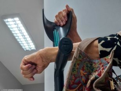 Nie każdy senior o tym wie. Oto co umożliwia legitymacja emeryta