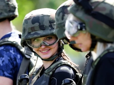 Wojsko wezwie kobiety. Podano listę zawodów