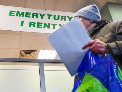 Co się zmieni w naliczaniu stażu pracy? Ministerstwo tłumaczy