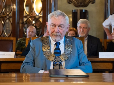 Siedem lat śledztwa. Prokuratura umorzyła postępowanie wobec Jacka Majchrowskiego