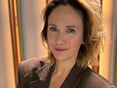 Ilona Ostrowska uderzyła w wychowanie oparte na katolickich zasadach. 