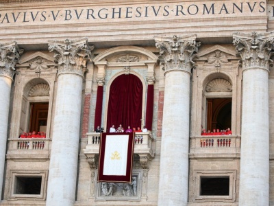 Język polski dołączył do grona głównych języków Watykanu. Jest jednym z siedmiu