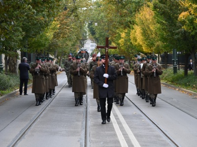 Kraków pożegnał Jana Jankowskiego „Groźnego”. Pogrzeb Żołnierza Wyklętego na cmentarzu Rakowickim (Galeria)