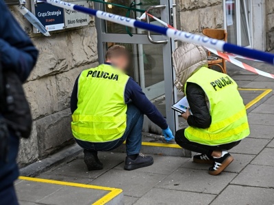 Atak na biuro PO. Użyty został koktajl Mołotowa?