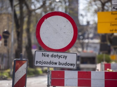 Kolejny etap prac w alei Krakowskiej. Utrudnienia od poniedziałku