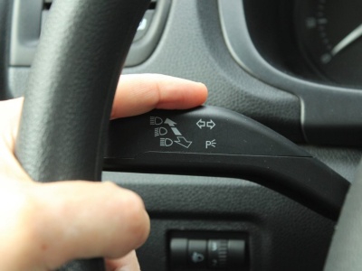 Stosujesz te 2 zasady? Mandat za kierunkowskaz cię nie dosięgnie