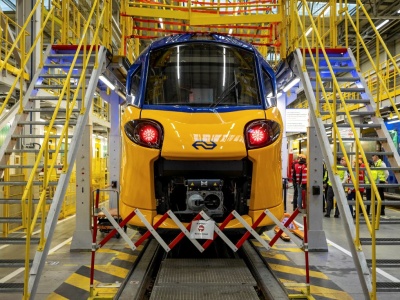 PKP Intercity dostanie piętrowe pociągi. Spółka wygrała przetarg