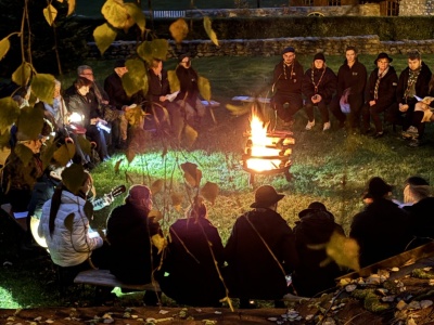 Jedno ognisko, wiele pokoleń – tak rozpoczęliśmy 50-lecie Hufca!