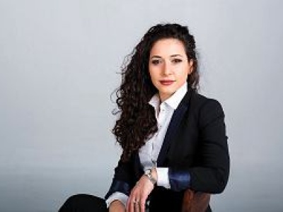 Nie jesteśmy przeciwko mężczyznom, tylko przeciwko przemocy. Aplikacja Safe YOU może uratować życie kobiety