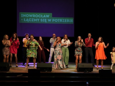 Teatr Miejski wypełnił się ludźmi z wielkimi sercem. Koncert dla pogorzelców z Inowrocławia