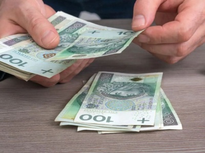 Tyle musi zarabiać 40-latek, by dostać 7 tys. zł emerytury. Ta kwota to nie żart