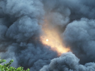 Potężny pożar lotniska w azjatyckiej stolicy. Budynek stanął w ogniu