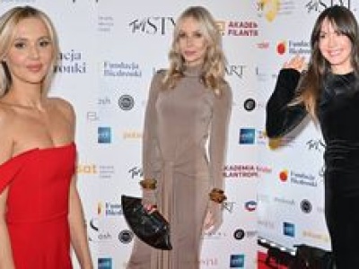 Zlot gwiazd na finale Plebiscytu Gwiazdy Dobroczynności: Agnieszka Woźniak-Starak, Kasia Moś, Olga Bołądź i inni...