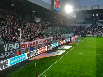 Cracovia pewnie pokonuje Raków. Goście bez formy po przerwie reprezentacyjnej