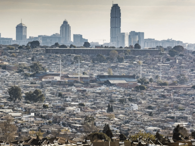Rząd grozi ogromnymi grzywnami za zatrudnianie białych, brak faworyzowania czarnych