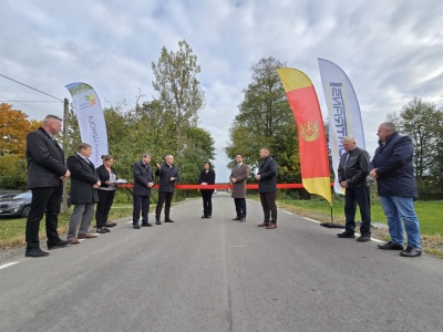 Drogowa ofensywa w gminie Dzwola – modernizacja 13 odcinków dróg gminnych (zdjęcia)