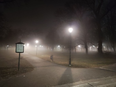 Widoczność w naszym regionie może spaść poniżej 100 metrów