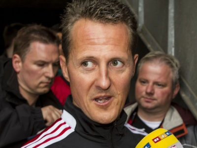 Kierowca wyścigowy oskarżony o wykorzystanie pielęgniarki Michaela Schumachera. Przebieg śledztwa