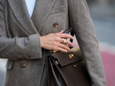 To najlepsza marynarka dla kobiet dojrzałych. Elegancja i luz w jednym