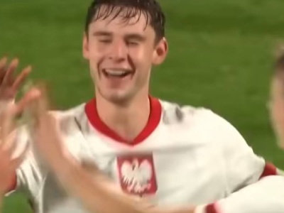 Błysnął w kadrze i się zaczęło. Gruchnęły wieści o transferze do Legii