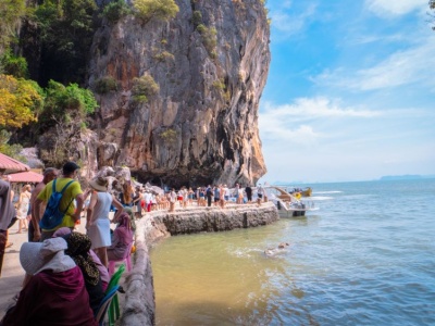 Przestań przepłacać w biurze podróży. Tak zorganizujesz tanie wakacje w Tajlandii
