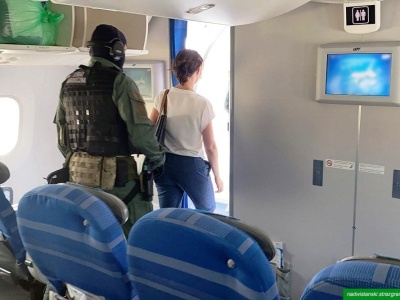 Niemka awanturowała się w samolocie. Interweniowała Straż Graniczna