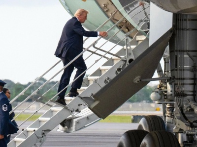 Trump na celowniku? Niepokojące odkrycie w pobliżu lotniska