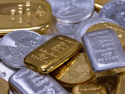 Ceny złota, srebra, platyny gwałtownie rosną i będą rosły