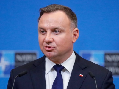 Były prezydent członkiem rady nadzorczej zen.com. Czy powinien?