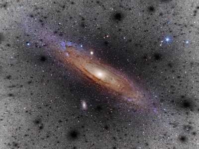 Ciemna materia i zagadka promieniowania gamma w centrum Galaktyki