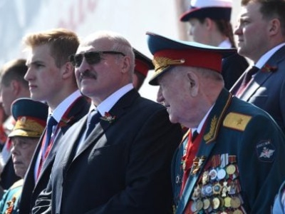 Putin jest „bardzo toksyczny”. Łukaszenko szuka wyjścia awaryjnego?