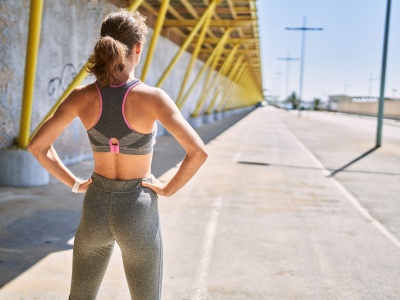 Jak urozmaicić spacery i biegi? Eksperci mają niecodzienny pomysł. „Zaczynać powoli”