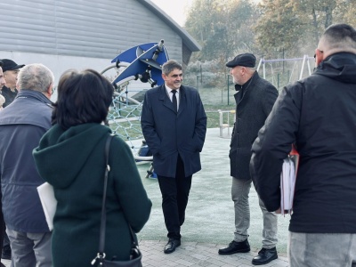 Odbiór prac modernizacyjnych placu zabaw przy Zespole Szkół nr 1. Kalwaria Zebrzydowska