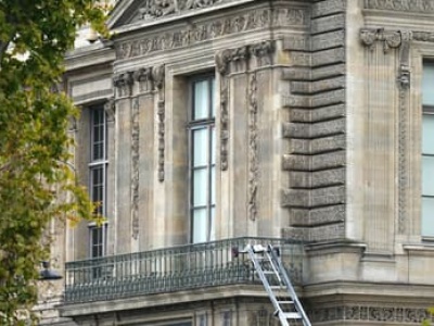 Co wiadomo o kradzieży w Luwrze