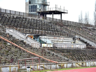„Budujcie, byle nie na moim podwórku”. Miasto Jest Nasze przeciwko rewitalizacji Skry