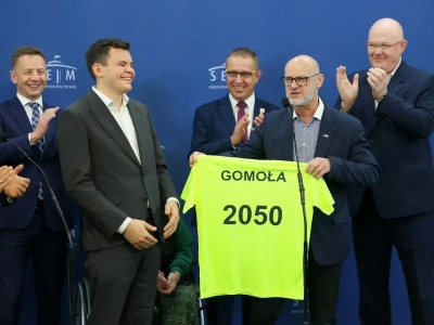 Śledztwo ws. „kupowania miejsc” w Polsce 2050 przedłużone. Biegły: Zapis rozmowy nienaruszony