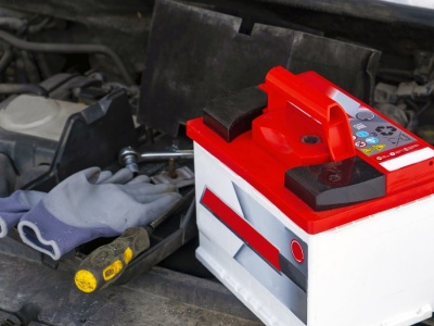 Jak sprawdzić, czy akumulator jest dobry? Oto najlepsza metoda