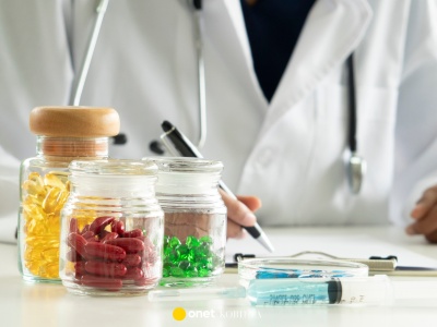 Naukowcy badający długowieczność są pewni. Dwa rodzaje suplementów mogą wydłużyć życie